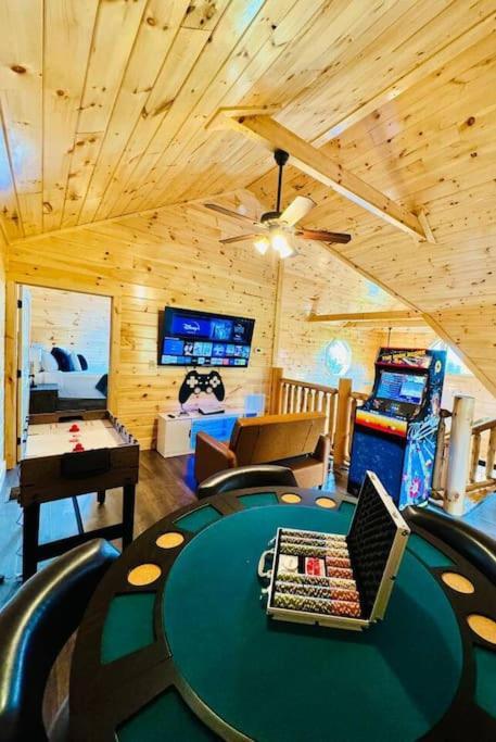 Villa New! Indoor Pool/Ps 5/Hot Tub/Parkway Pigeon Forge Exterior foto