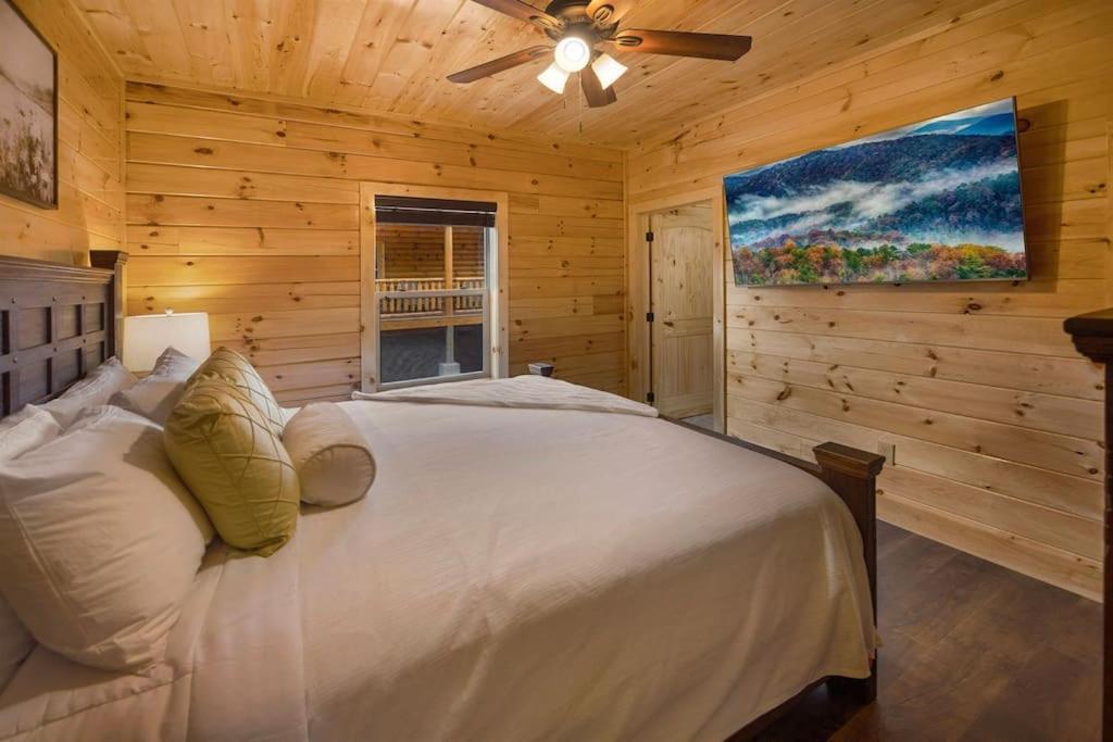 Villa New! Indoor Pool/Ps 5/Hot Tub/Parkway Pigeon Forge Exterior foto