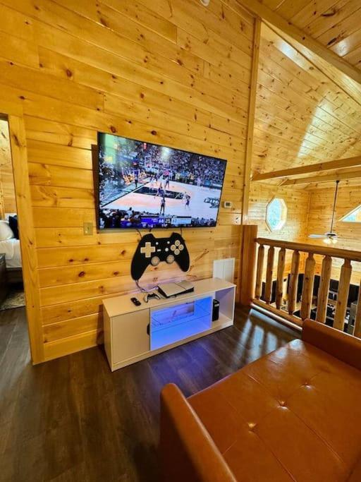 Villa New! Indoor Pool/Ps 5/Hot Tub/Parkway Pigeon Forge Exterior foto