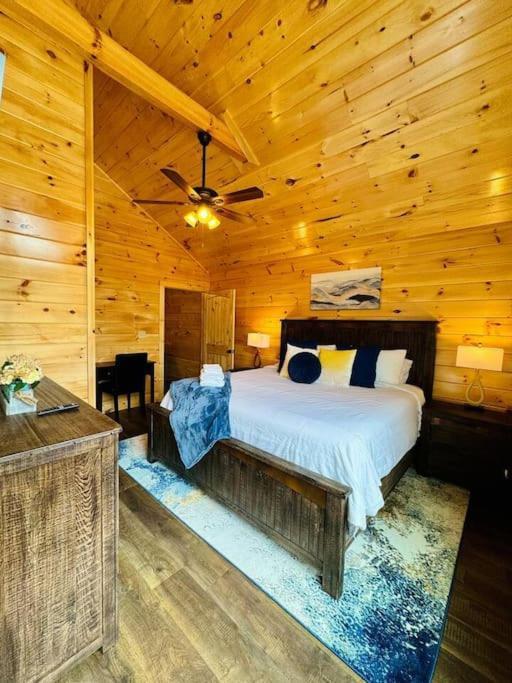Villa New! Indoor Pool/Ps 5/Hot Tub/Parkway Pigeon Forge Exterior foto
