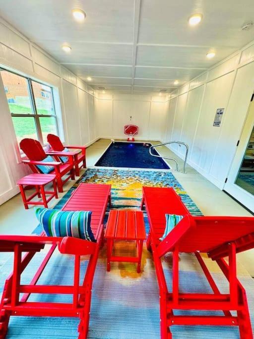 Villa New! Indoor Pool/Ps 5/Hot Tub/Parkway Pigeon Forge Exterior foto