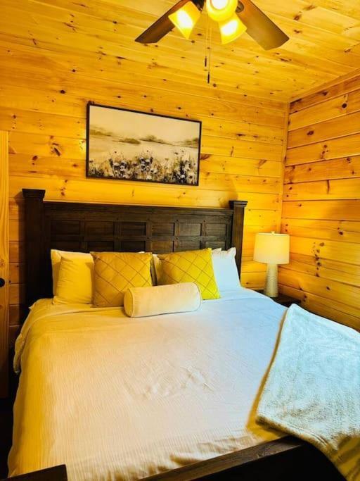 Villa New! Indoor Pool/Ps 5/Hot Tub/Parkway Pigeon Forge Exterior foto
