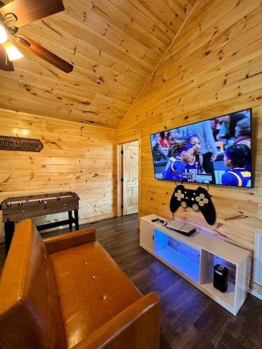 Villa New! Indoor Pool/Ps 5/Hot Tub/Parkway Pigeon Forge Exterior foto