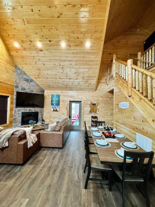 Villa New! Indoor Pool/Ps 5/Hot Tub/Parkway Pigeon Forge Exterior foto