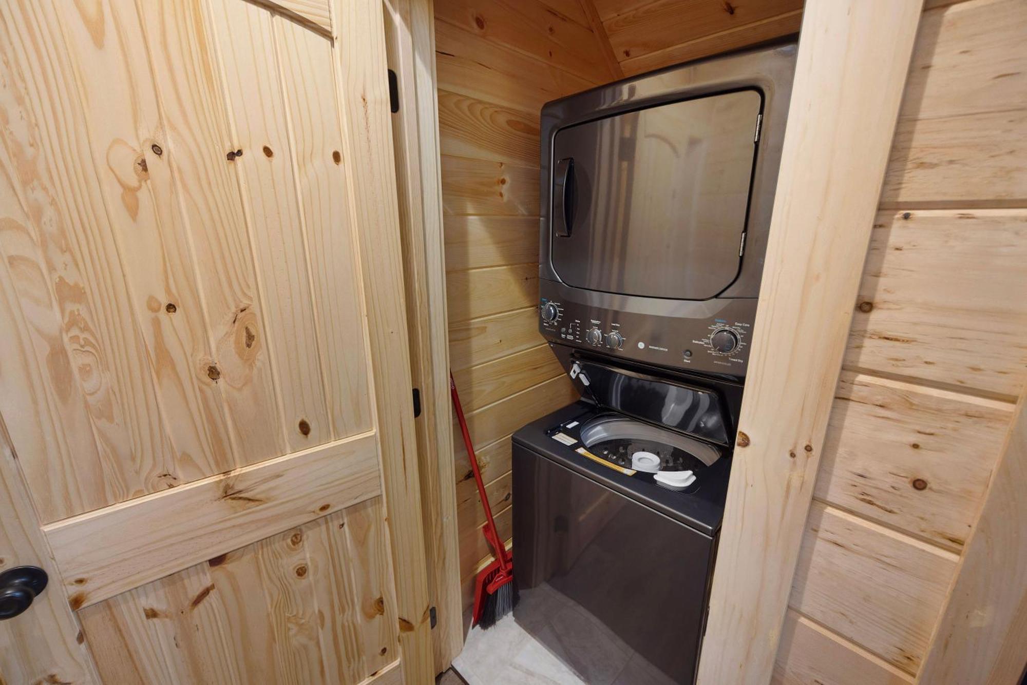 Villa New! Indoor Pool/Ps 5/Hot Tub/Parkway Pigeon Forge Exterior foto